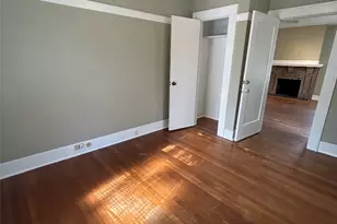 1115 W 22 1/2 St, Austin, TX 78705 - Photo 9