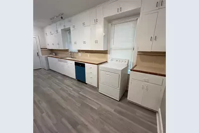 1115 W 22 1/2 Street, Austin, TX 78705 - Photo 17