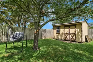 1002 W Noton St, Pflugerville, TX 78660 - Photo 29