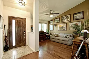 1002 W Noton St, Pflugerville, TX 78660 - Photo 9