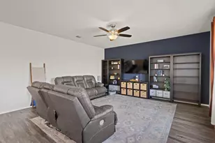 11816 Jackson Fls Wy, Manor, TX 78653 - Photo 9