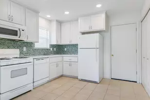 5104 Delores Ave, Austin, TX 78721 - Photo 5