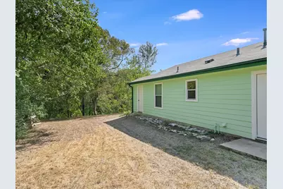 5104 Delores Avenue #B, Austin, TX 78721 - Photo 11