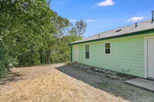 5104 Delores Ave, Austin, TX 78721 - Photo 11