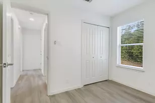 5104 Delores Ave, Austin, TX 78721 - Photo 9