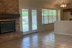 2002 Ridgetop Dr, Round Rock, TX 78664 - Photo 3