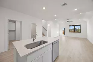 103 Mandeville Dr, Hutto, TX 78634 - Photo 11