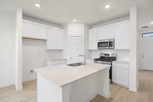 103 Mandeville Dr, Hutto, TX 78634 - Photo 9