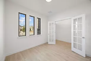 103 Mandeville Dr, Hutto, TX 78634 - Photo 3