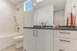 1107 W 31st St, Austin, TX 78705 - Photo 21