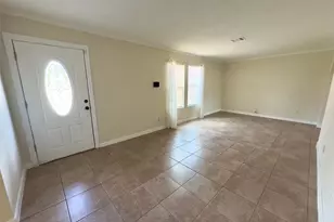 4503 E Stassney Ln, Austin, TX 78744 - Photo 3