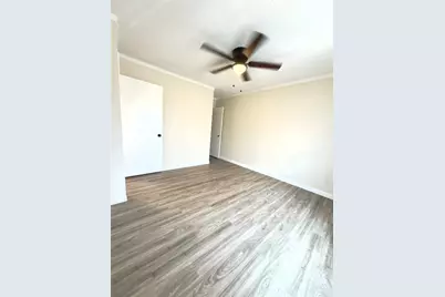 4503 E Stassney Lane, Austin, TX 78744 - Photo 13