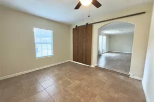 4503 E Stassney Ln, Austin, TX 78744 - Photo 5