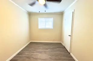 4503 E Stassney Ln, Austin, TX 78744 - Photo 11