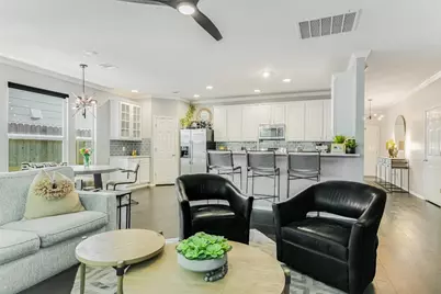 2817 Kinney Oaks Court, Austin, TX 78704 - Photo 7