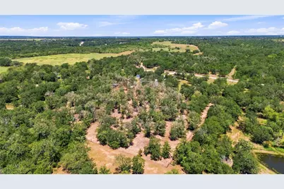 485 Bridgestone Court, Lockhart, TX 78644 - Photo 35