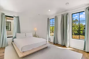 1300 Navasota St, Austin, TX 78702 - Photo 11