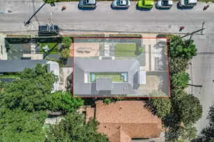 1300 Navasota St, Austin, TX 78702 - Photo 25