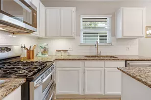 13151 Mill Stone Dr, Austin, TX 78729 - Photo 15