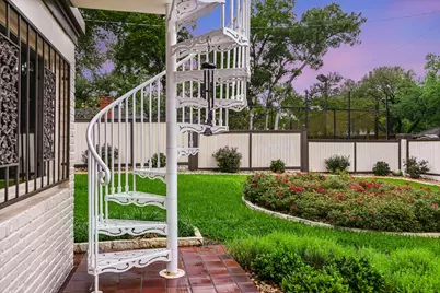 7802 Shadyrock Drive, Austin, TX 78731 - Photo 29