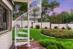 7802 Shadyrock Dr, Austin, TX 78731 - Photo 29