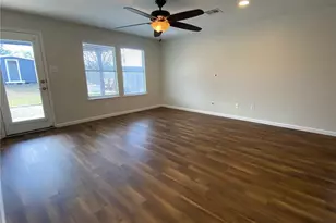 141 Ruby Lake Dr, Kyle, TX 78640 - Photo 11