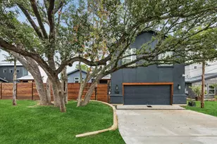 11123 Lakeside Dr, Jonestown, TX 78645 - Photo 1