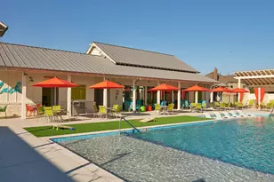 240 Pacific Grove Cir, Liberty Hill, TX 78642 - Photo 9