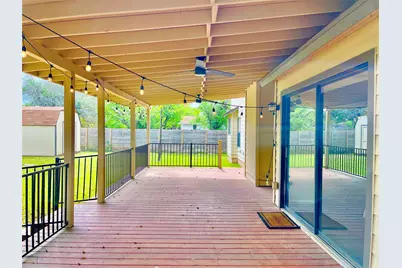 8905 Bridgewood Trail, Austin, TX 78729 - Photo 27