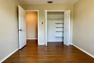 8905 Bridgewood Trail, Austin, TX 78729 - Photo 21