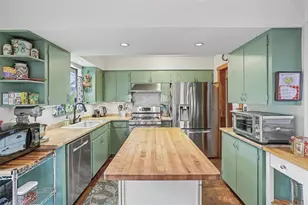 4621 Banister Ln, Austin, TX 78745 - Photo 11