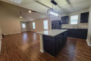 213 Camellia Dr, Hutto, TX 78634 - Photo 7