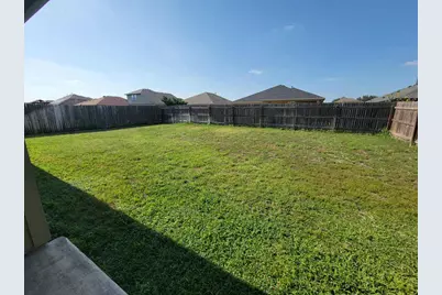 213 Camellia Drive, Hutto, TX 78634 - Photo 25