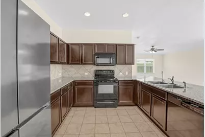 132 Denton Drive, Hutto, TX 78634 - Photo 5