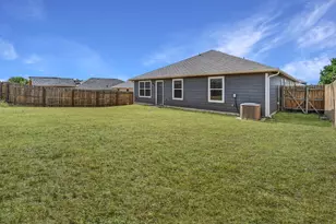 132 Denton Dr, Hutto, TX 78634 - Photo 31