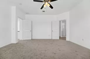 132 Denton Dr, Hutto, TX 78634 - Photo 17