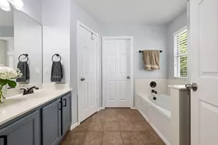 4008 Canyon Glen Cir, Austin, TX 78732 - Photo 17