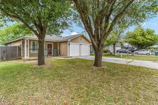 111 Quail Hollow Dr, Hutto, TX 78634 - Photo 3