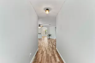 111 Quail Hollow Dr, Hutto, TX 78634 - Photo 9