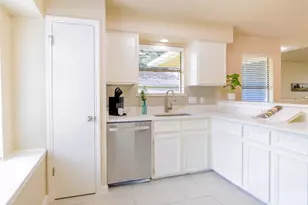 12903 Campos Dr, Austin, TX 78727 - Photo 7