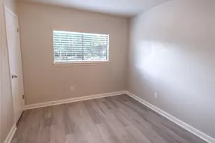 12903 Campos Dr, Austin, TX 78727 - Photo 13