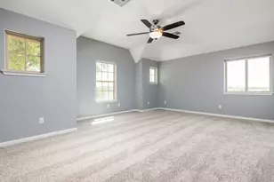 225 Kirkhill St, Hutto, TX 78634 - Photo 13