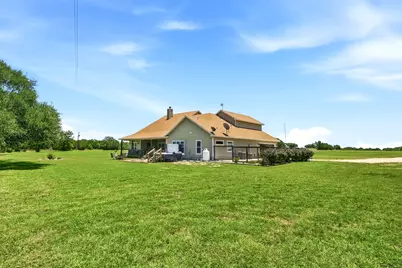 450 County Road 204, Liberty Hill, TX 78642 - Photo 33