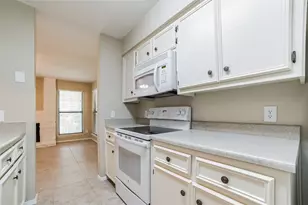 10616 Mellow Meadow Dr, Austin, TX 78750 - Photo 9