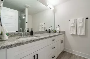 21202 Boggy Ford Rd, Lago Vista, TX 78645 - Photo 29