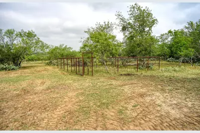 323 Cr 446, Gonzales, TX 78629 - Photo 31