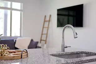 524 Palmer Dr, Point Venture, TX 78645 - Photo 9