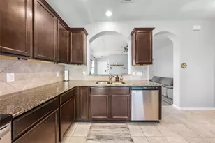 137 Hematite Ln, Jarrell, TX 76537 - Photo 9