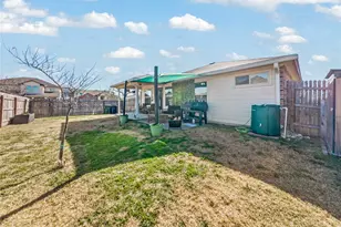 137 Hematite Ln, Jarrell, TX 76537 - Photo 31