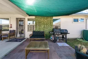 137 Hematite Ln, Jarrell, TX 76537 - Photo 29